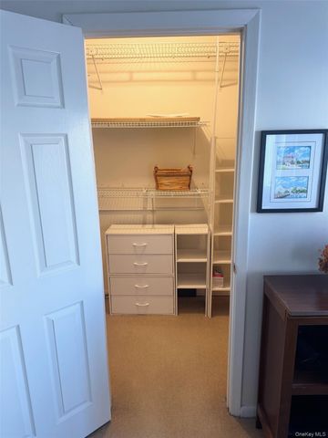 23 Windle Park B, Tarrytown, NY 10591