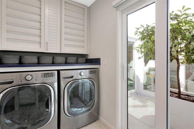 3694 GLEN OAKS MANOR DRIVE, Sarasota, FL 34232