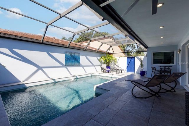 3694 GLEN OAKS MANOR DRIVE, Sarasota, FL 34232