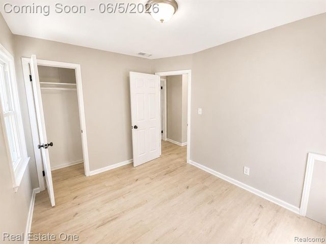 3926 21st Street, Wyandotte, MI 48192