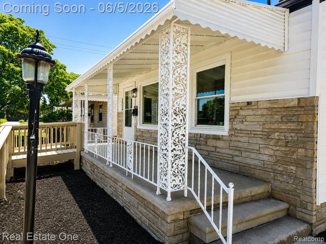 3926 21st Street, Wyandotte, MI 48192