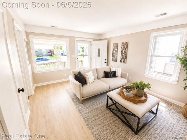 3926 21st Street, Wyandotte, MI 48192