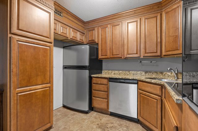 900 Mountain Creek Road E61, Chattanooga, TN 37405