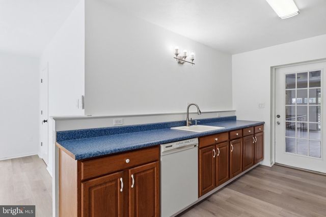 430 HYKES MILL RD, Manchester, PA 17345