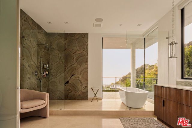 1723 Rising Glen Road, Los Angeles, CA 90069