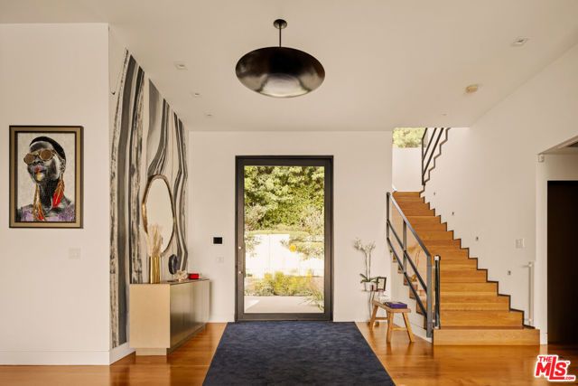 1723 Rising Glen Road, Los Angeles, CA 90069