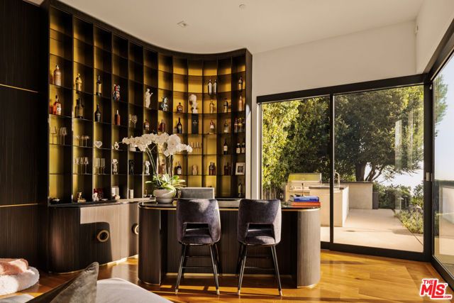 1723 Rising Glen Road, Los Angeles, CA 90069