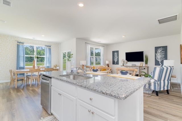 4080 Robin Song Way, Loris, SC 29569