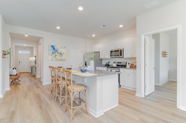 4080 Robin Song Way, Loris, SC 29569