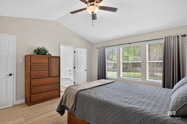 9658 Poets Corner, Daphne, AL 36526