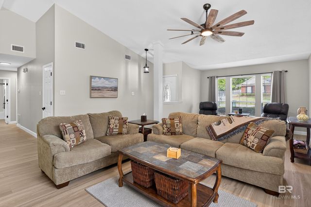 9658 Poets Corner, Daphne, AL 36526