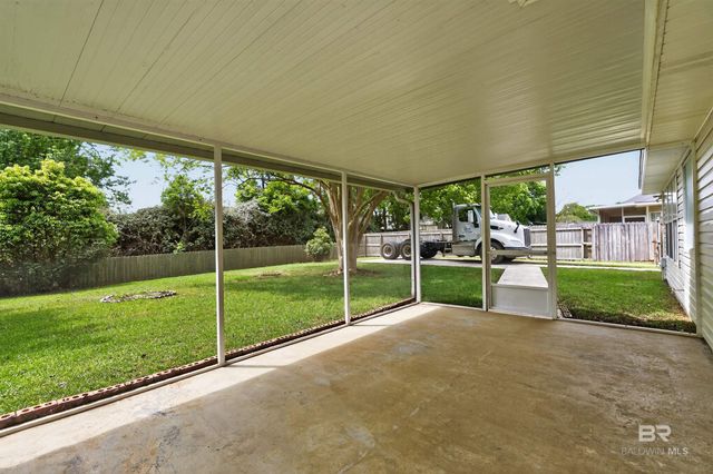 9658 Poets Corner, Daphne, AL 36526