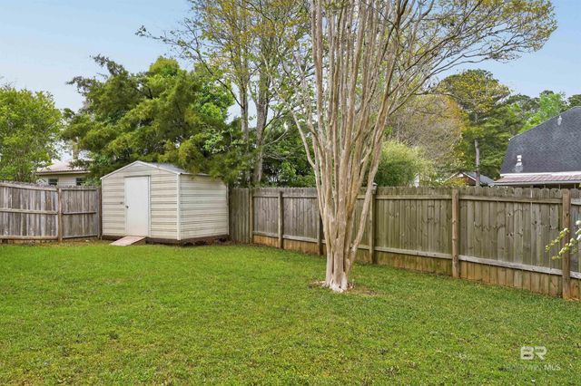 9658 Poets Corner, Daphne, AL 36526