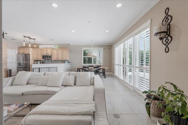 5235 SW 171st Ave, Miramar, FL 33027