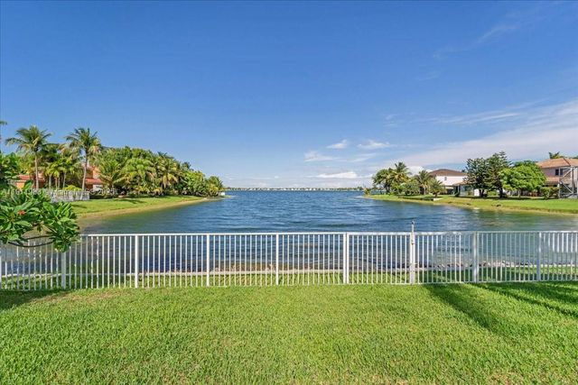 5235 SW 171st Ave, Miramar, FL 33027