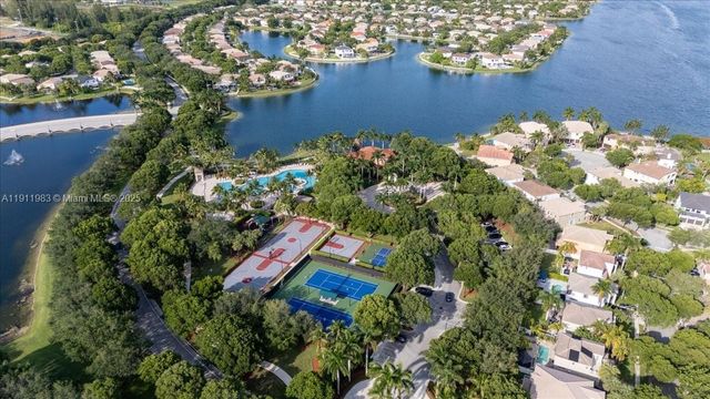 5235 SW 171st Ave, Miramar, FL 33027