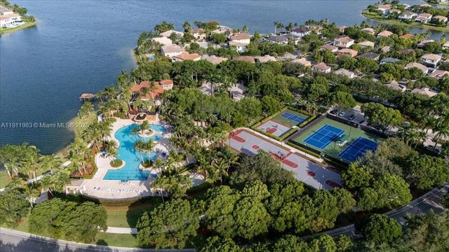 5235 SW 171st Ave, Miramar, FL 33027