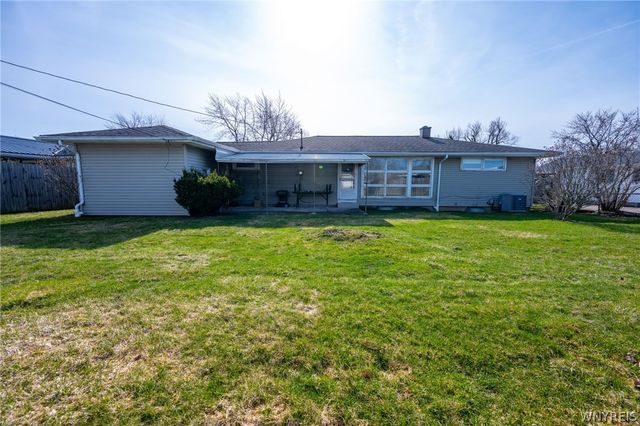 102 Woodgate Road, Tonawanda, NY 14150
