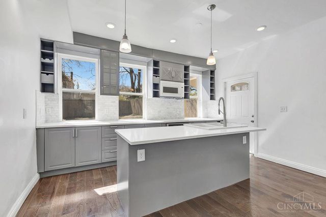 1915 Maple Avenue, Norwood, OH 45212