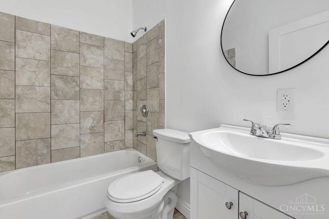 1915 Maple Avenue, Norwood, OH 45212