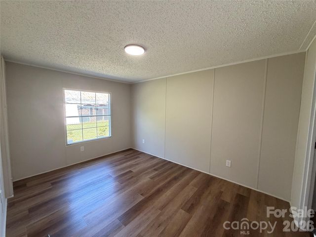 222 E Maine Avenue, Bessemer City, NC 28016