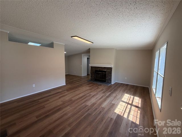 222 E Maine Avenue, Bessemer City, NC 28016