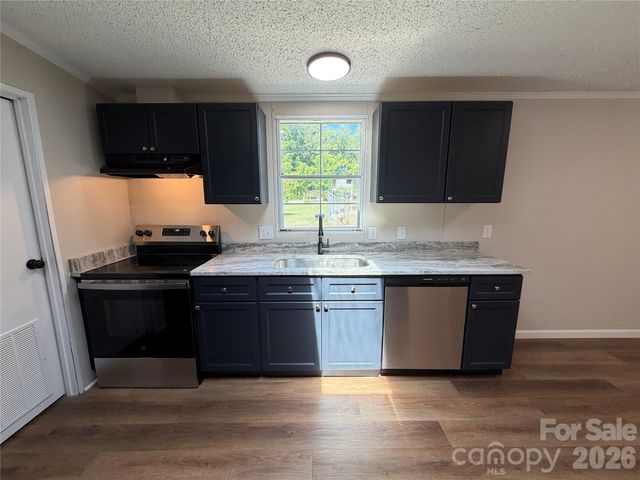 222 E Maine Avenue, Bessemer City, NC 28016