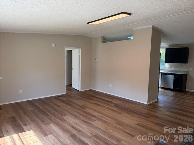 222 E Maine Avenue, Bessemer City, NC 28016