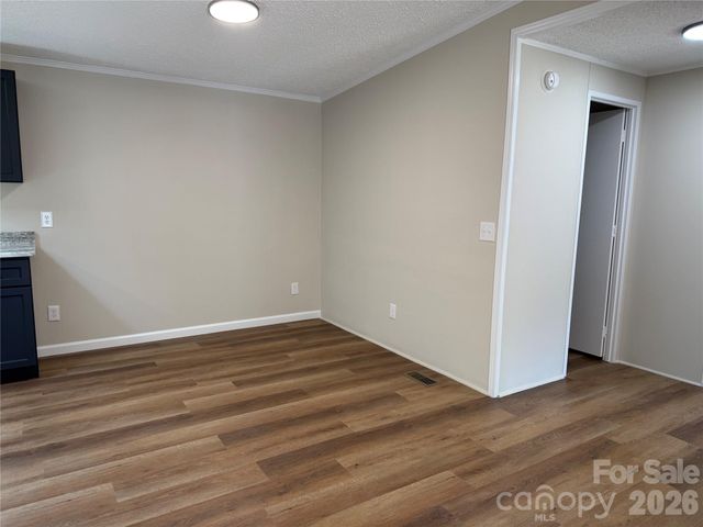 222 E Maine Avenue, Bessemer City, NC 28016