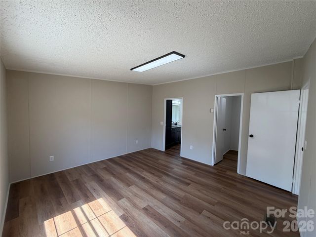 222 E Maine Avenue, Bessemer City, NC 28016