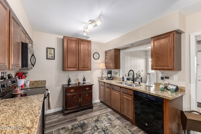 11154 W EMERALD Drive, Sun City, AZ 85351