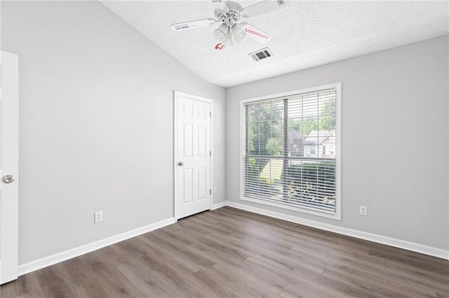 2110 Racquet Club Circle, Lawrenceville, GA 30043