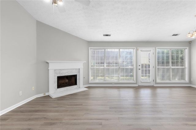 2110 Racquet Club Circle, Lawrenceville, GA 30043