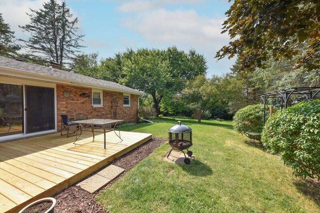 211 Oakview DRIVE, Slinger, WI 53086