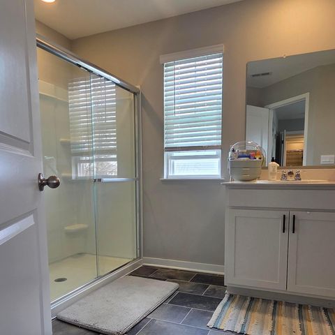 238 Carrowmoore Drive, Pickerington, OH 43147