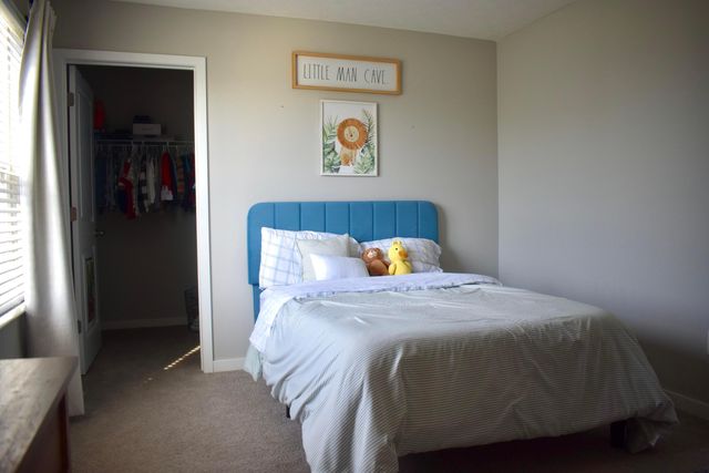 238 Carrowmoore Drive, Pickerington, OH 43147