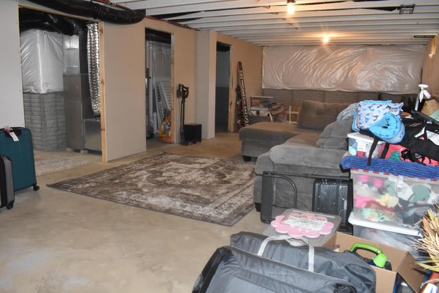 238 Carrowmoore Drive, Pickerington, OH 43147