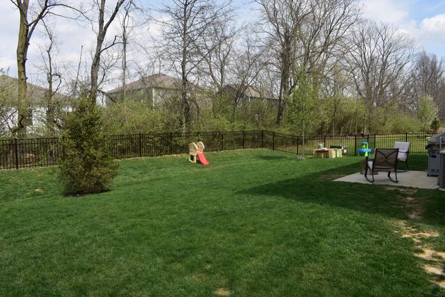 238 Carrowmoore Drive, Pickerington, OH 43147