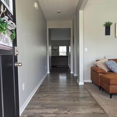 238 Carrowmoore Drive, Pickerington, OH 43147