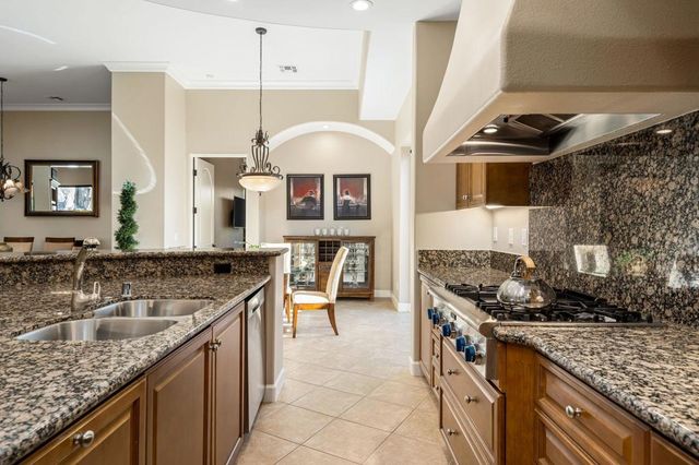 78320 Clarke Court, La Quinta, CA 92253
