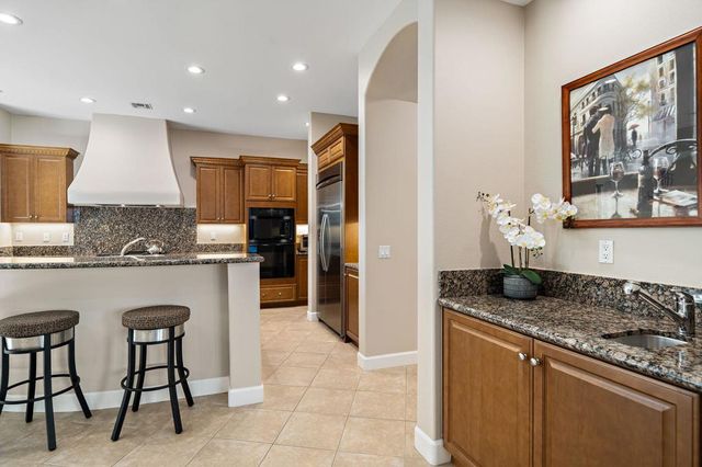 78320 Clarke Court, La Quinta, CA 92253