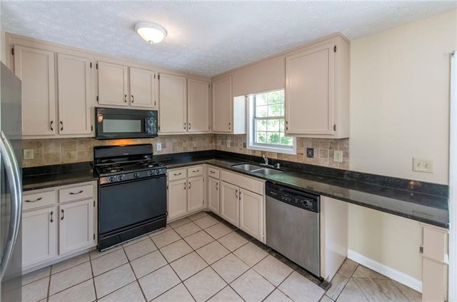 5995 Megcole Way SW, Mableton, GA 30126