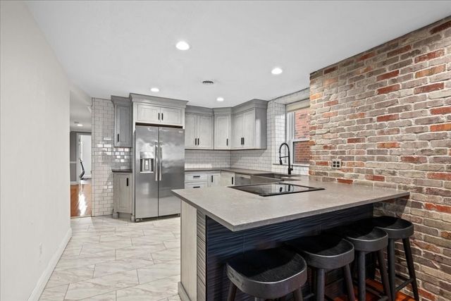 40 Elm St 1, Worcester, MA 01609