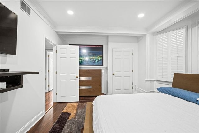 40 Elm St 1, Worcester, MA 01609