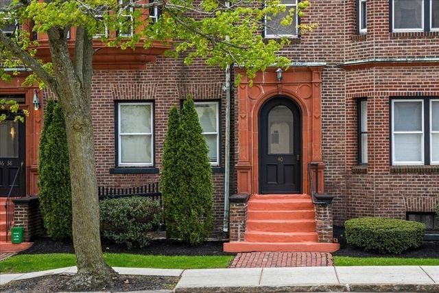40 Elm St 1, Worcester, MA 01609