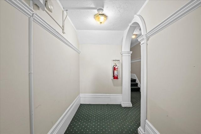 40 Elm St 1, Worcester, MA 01609
