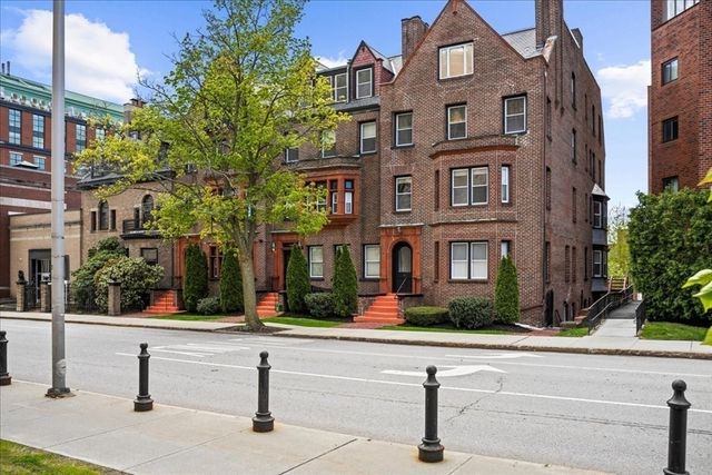40 Elm St 1, Worcester, MA 01609