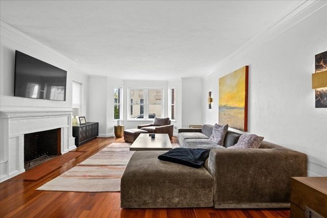 40 Elm St 1, Worcester, MA 01609