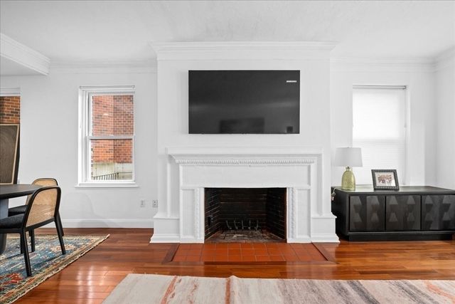 40 Elm St 1, Worcester, MA 01609