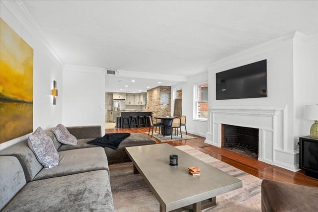 40 Elm St 1, Worcester, MA 01609